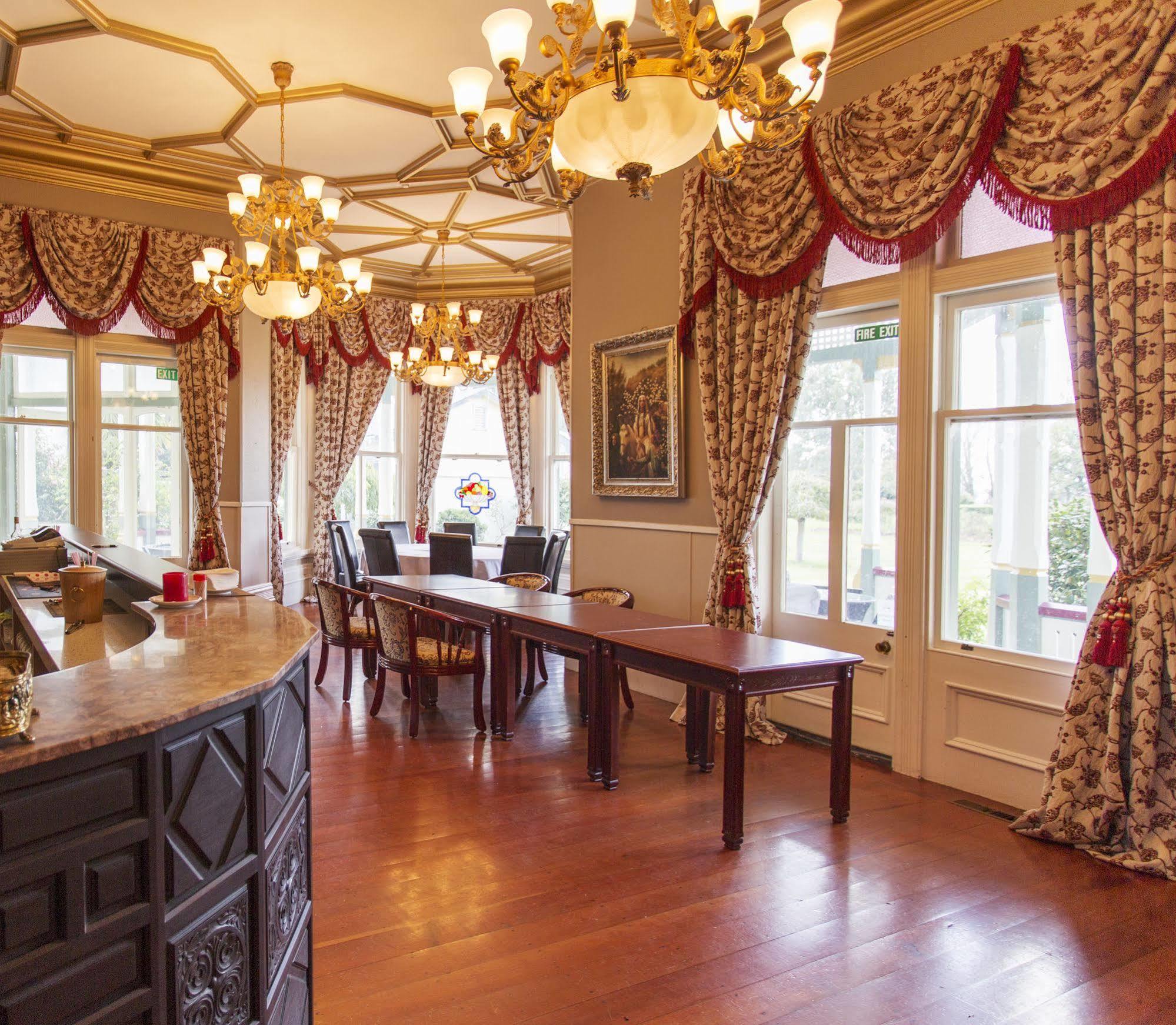 Highden Manor Estate Hotel Palmerston North Ngoại thất bức ảnh